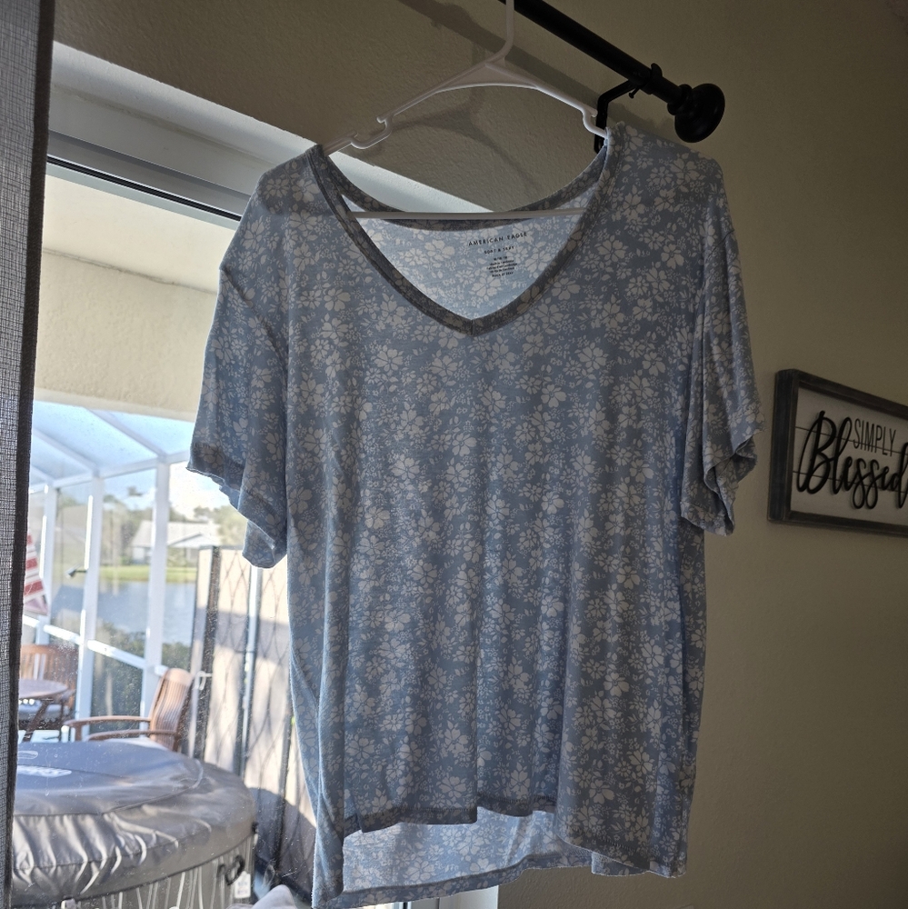 American Eagle Outfitters Blue Floral Blouse